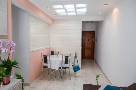 Apartamento à venda com 69m², 3 quartos e 1 vaga Apartamento à venda com 69m², 3 quartos e 1 vagaSala