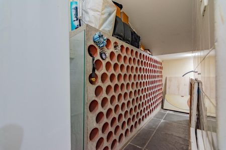 Casa à venda com 499m², 5 quartos e 4 vagas Casa à venda com 499m², 5 quartos e 4 vagasÁrea Externa