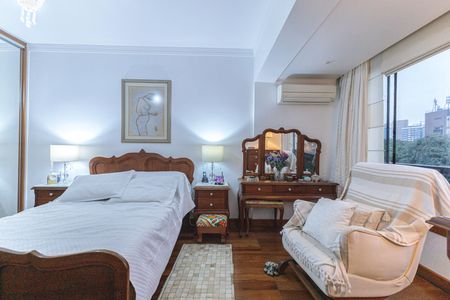 Apartamento à venda com 100m², 2 quartos e sem vagaSuíte 1