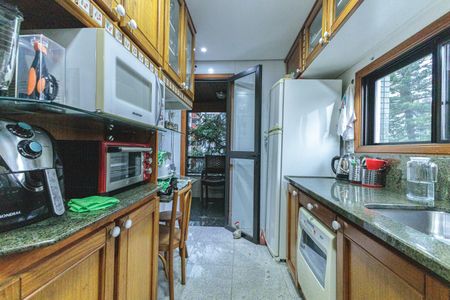 Apartamento à venda com 100m², 2 quartos e sem vagaCozinha