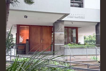 Apartamento à venda com 100m², 2 quartos e sem vagaEntrada