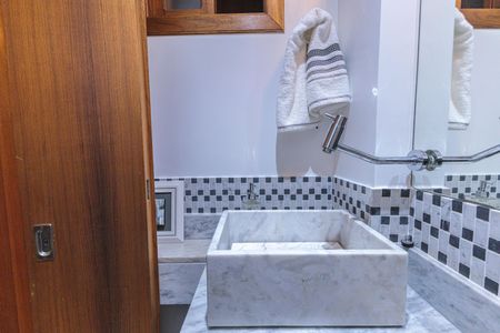 Apartamento à venda com 100m², 2 quartos e sem vagaLavabo