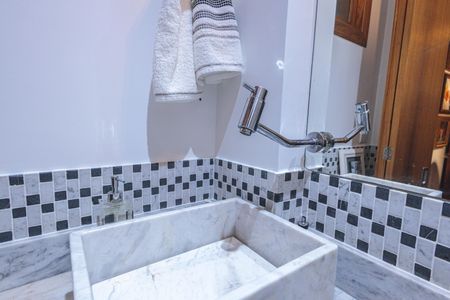 Apartamento à venda com 100m², 2 quartos e sem vagaLavabo