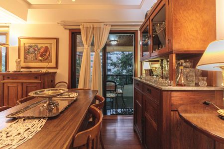 Apartamento à venda com 100m², 2 quartos e sem vagaSala