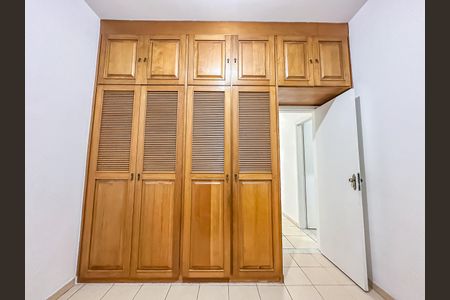 Apartamento à venda com 83m², 3 quartos e 1 vagaQuarto 2