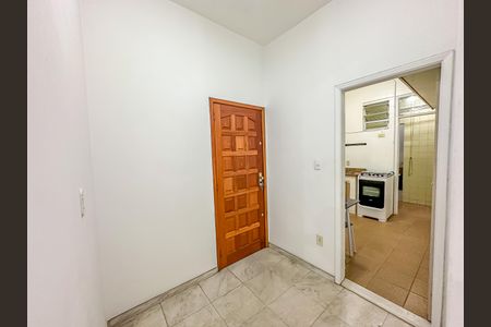 Apartamento à venda com 83m², 3 quartos e 1 vagaEntrada