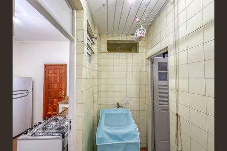 Apartamento à venda com 83m², 3 quartos e 1 vagaÁrea de Serviço