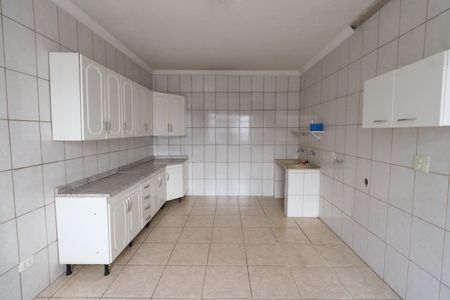 Casa à venda com 340m², 5 quartos e 5 vagasCozinha