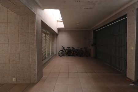Casa à venda com 340m², 5 quartos e 5 vagasGaragem