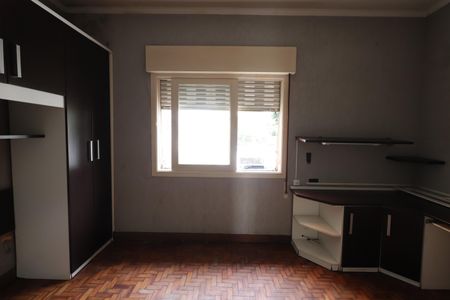 Casa à venda com 340m², 5 quartos e 5 vagasQuarto 2