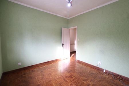 Casa à venda com 340m², 5 quartos e 5 vagasQuarto 3