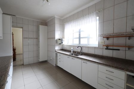 Casa à venda com 340m², 5 quartos e 5 vagasCozinha