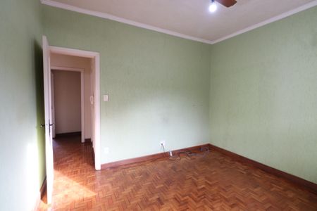 Casa à venda com 340m², 5 quartos e 5 vagasQuarto 3