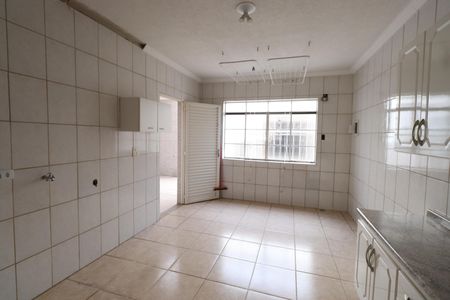 Casa à venda com 340m², 5 quartos e 5 vagasCozinha