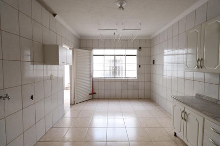 Casa à venda com 340m², 5 quartos e 5 vagasCozinha