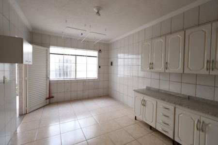 Casa à venda com 340m², 5 quartos e 5 vagasCozinha