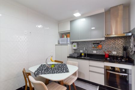 Casa de condomínio à venda com 75m², 3 quartos e 2 vagasCozinha