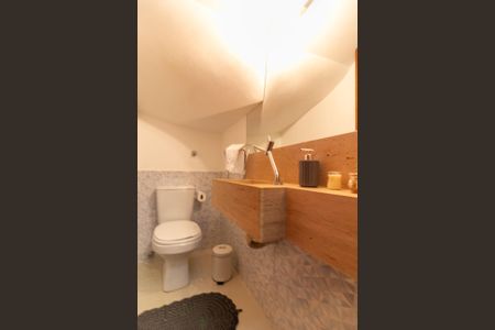 Casa de condomínio à venda com 75m², 3 quartos e 2 vagasLavabo