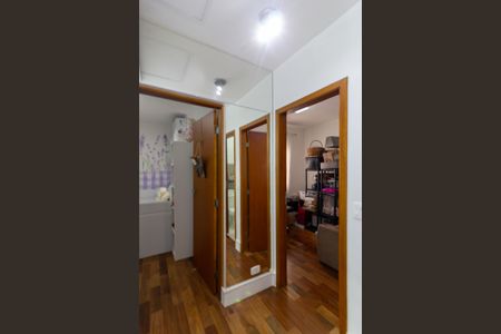 Casa de condomínio à venda com 75m², 3 quartos e 2 vagasHall de distribuição dos dormitórios