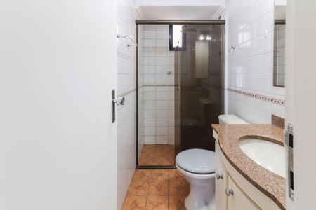 Apartamento à venda com 70m², 3 quartos e 2 vagas Apartamento à venda com 70m², 3 quartos e 2 vagasBanheiro Suíte