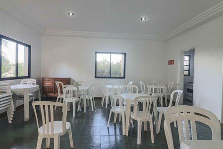 Apartamento à venda com 70m², 3 quartos e 2 vagas Apartamento à venda com 70m², 3 quartos e 2 vagasÁrea comum - Salão de festas