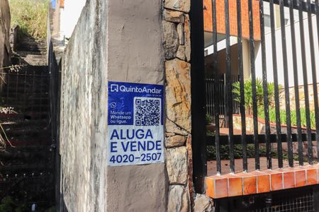 Apartamento à venda com 70m², 3 quartos e 2 vagas Apartamento à venda com 70m², 3 quartos e 2 vagasFachada + Placa