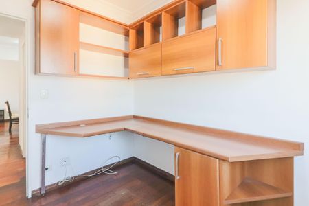 Apartamento à venda com 70m², 3 quartos e 2 vagas Apartamento à venda com 70m², 3 quartos e 2 vagasQuarto 2