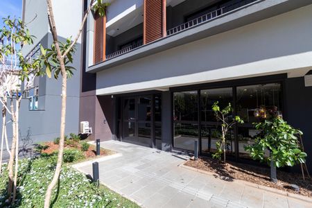 Studio à venda com 25m², 1 quarto e sem vaga Studio à venda com 25m², 1 quarto e sem vagaFachada e Portaria