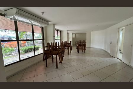 Apartamento para alugar com 109m², 3 quartos e 3 vagasÁrea comum - Salão de festas