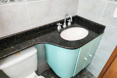 Apartamento à venda com 65m², 3 quartos e 1 vagaBanheiro Social 