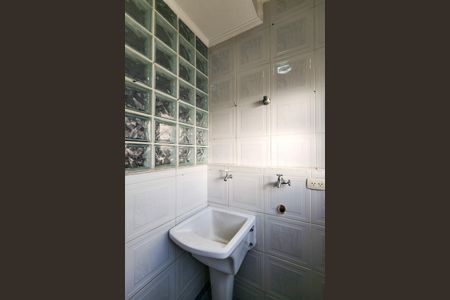 Apartamento à venda com 65m², 3 quartos e 1 vagaÁrea de Serviço 