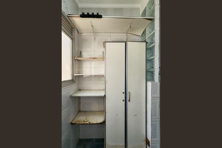 Apartamento à venda com 65m², 3 quartos e 1 vagaÁrea de Serviço 