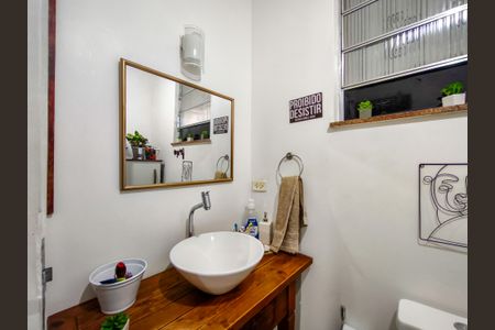 Casa à venda com 179m², 3 quartos e sem vagaLavabo