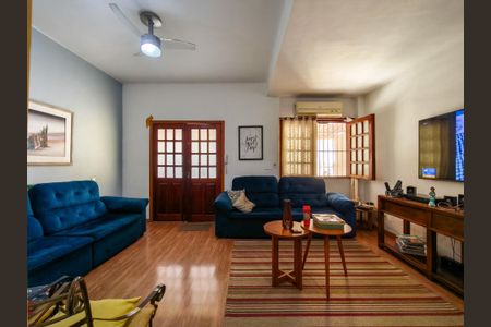 Casa à venda com 179m², 3 quartos e sem vagaSala