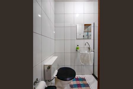 Casa à venda com 179m², 3 quartos e sem vagaBanheiro