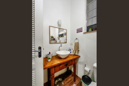 Casa à venda com 179m², 3 quartos e sem vagaLavabo