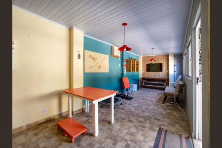 Casa à venda com 179m², 3 quartos e sem vagaEspaço Gourmet