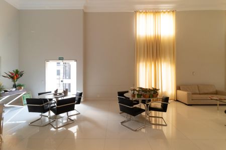 Apartamento à venda com 247m², 4 quartos e 4 vagas Apartamento à venda com 247m², 4 quartos e 4 vagasÁrea comum - Salão de festas