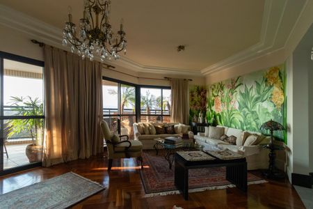 Apartamento à venda com 247m², 4 quartos e 4 vagas Apartamento à venda com 247m², 4 quartos e 4 vagasSala