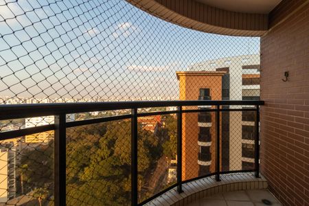 Apartamento à venda com 247m², 4 quartos e 4 vagas Apartamento à venda com 247m², 4 quartos e 4 vagasVarada da Suíte 3