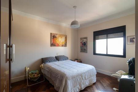 Apartamento à venda com 247m², 4 quartos e 4 vagas Apartamento à venda com 247m², 4 quartos e 4 vagasSuíte 1