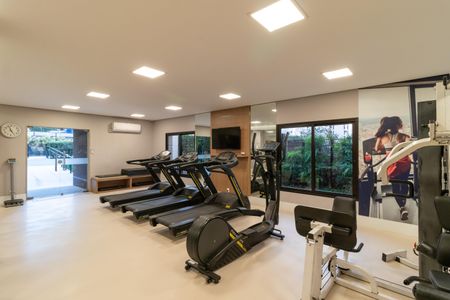 Apartamento à venda com 247m², 4 quartos e 4 vagas Apartamento à venda com 247m², 4 quartos e 4 vagasÁrea comum - Academia