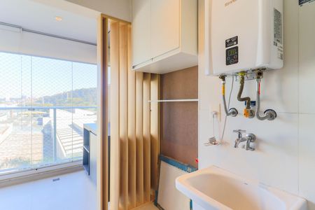 Apartamento à venda com 81m², 2 quartos e 2 vagasÁrea de Serviço