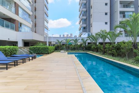 Apartamento à venda com 81m², 2 quartos e 2 vagasÁrea comum - Piscina