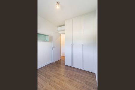 Apartamento à venda com 81m², 2 quartos e 2 vagasQuarto