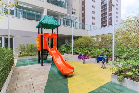 Apartamento à venda com 81m², 2 quartos e 2 vagasÁrea comum - Playground