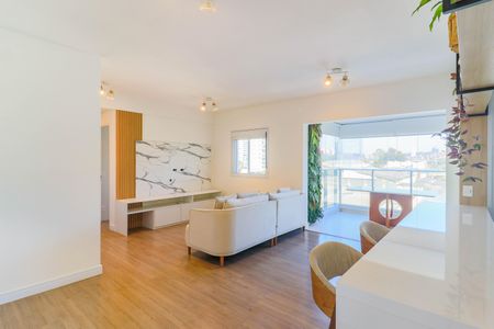 Apartamento à venda com 81m², 2 quartos e 2 vagasSala