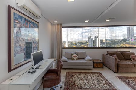 Apartamento à venda com 241m², 3 quartos e 3 vagas Apartamento à venda com 241m², 3 quartos e 3 vagasSala 1