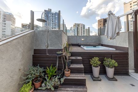 Apartamento à venda com 241m², 3 quartos e 3 vagas Apartamento à venda com 241m², 3 quartos e 3 vagasCobertura