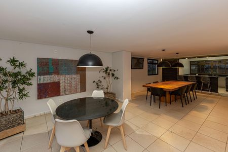 Apartamento à venda com 241m², 3 quartos e 3 vagas Apartamento à venda com 241m², 3 quartos e 3 vagasÁrea comum